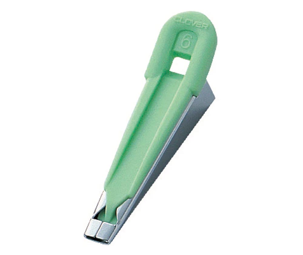 Clover-Fusible-Bias-Tape-Maker-Width-6mm-green-2_S5UIXPAJ9185.jpg