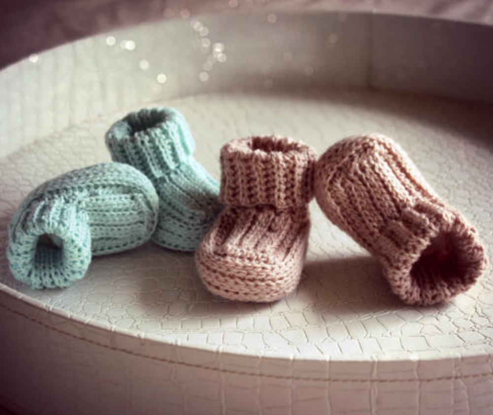 Holland Designs Crochet Pattern Not Knit Booties - HDP077