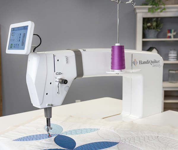 Handi Quilter Amara ST + Lift Table