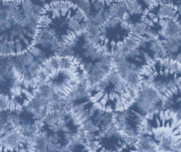 Winter Chill Snowdrift Glacier - 0.1m - !00% Cotton Fabric
