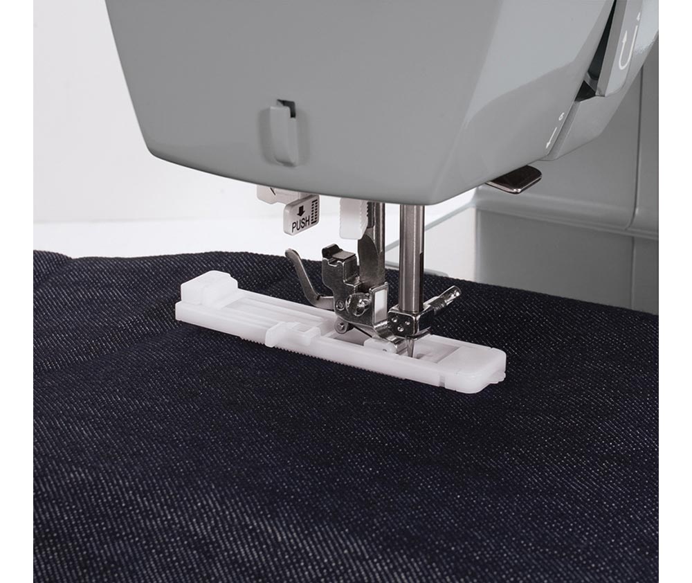 Singer 4432 Heavy Duty Sewing Machine - *Ex Demo*