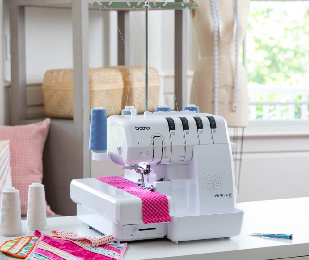 Brother Airflow 3000 Air threading Overlocker + 411 Worth of Extras