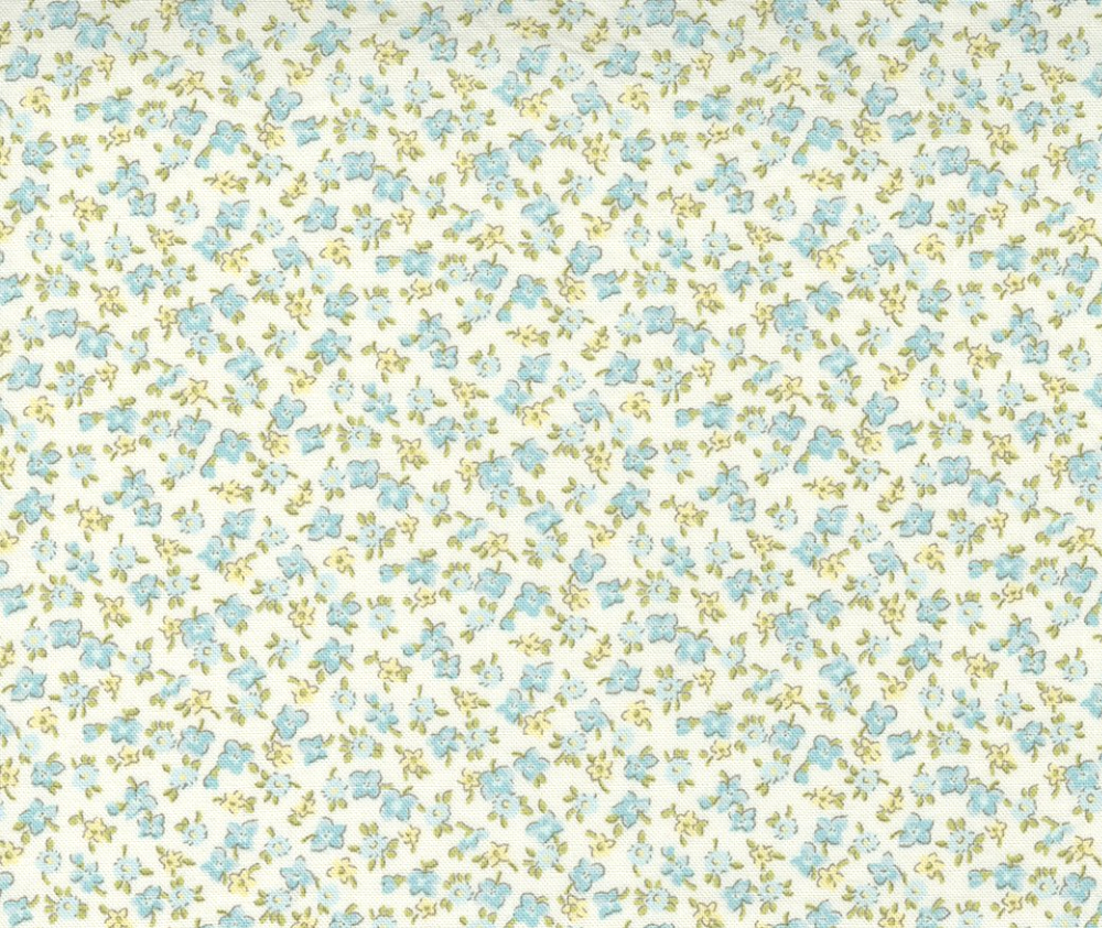 Cottage Linen Closet 100% Cotton Fabric - 10cm Increments