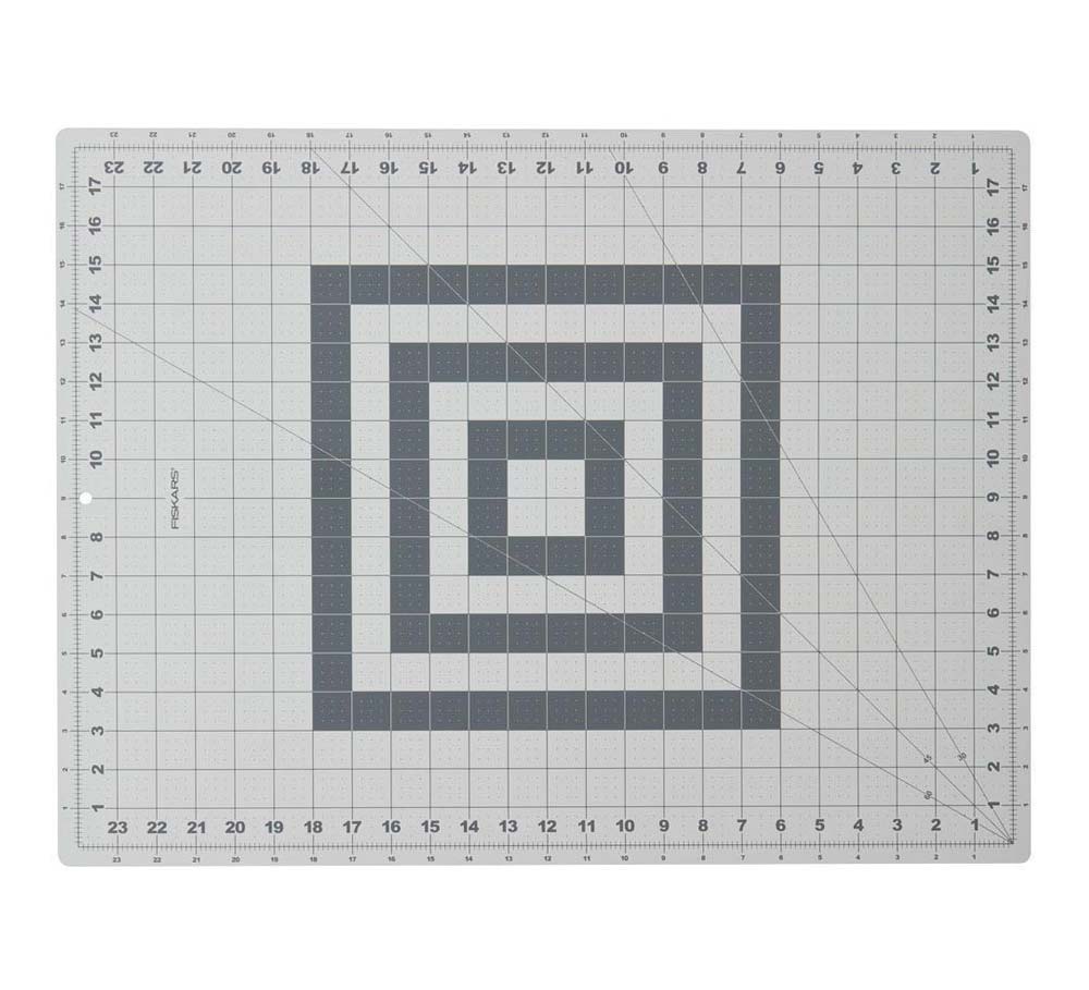 Fiskars Cutting Mat 18" x 24" Sew It