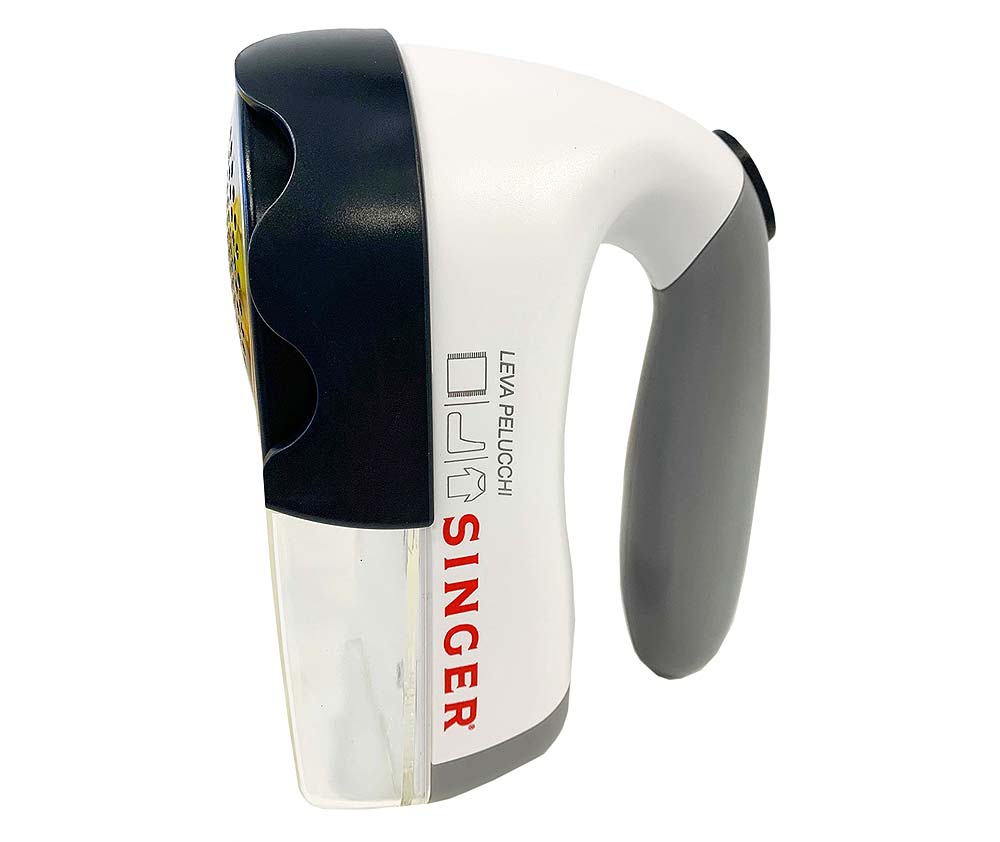 Lint Remover / Fuz Buster by Singer